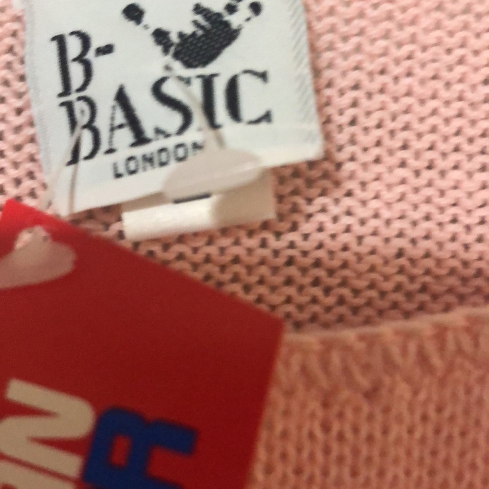 Pink short sleeved sweater Size L - Picture 8 of 8